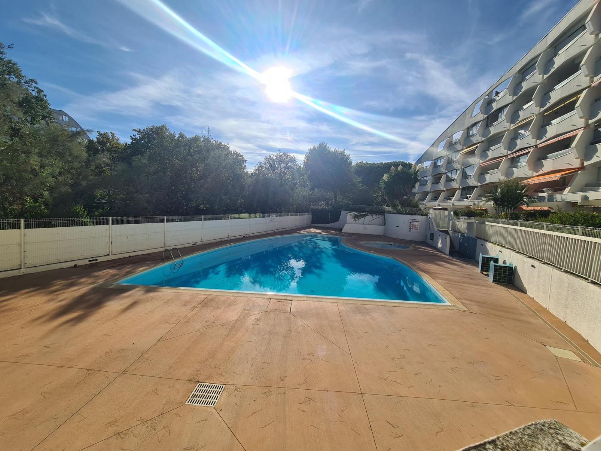 Appart Grande Motte Quartier Couchant - Parking - Balcon- Piscine - Plage 300M 拉格朗德默特 外观 照片