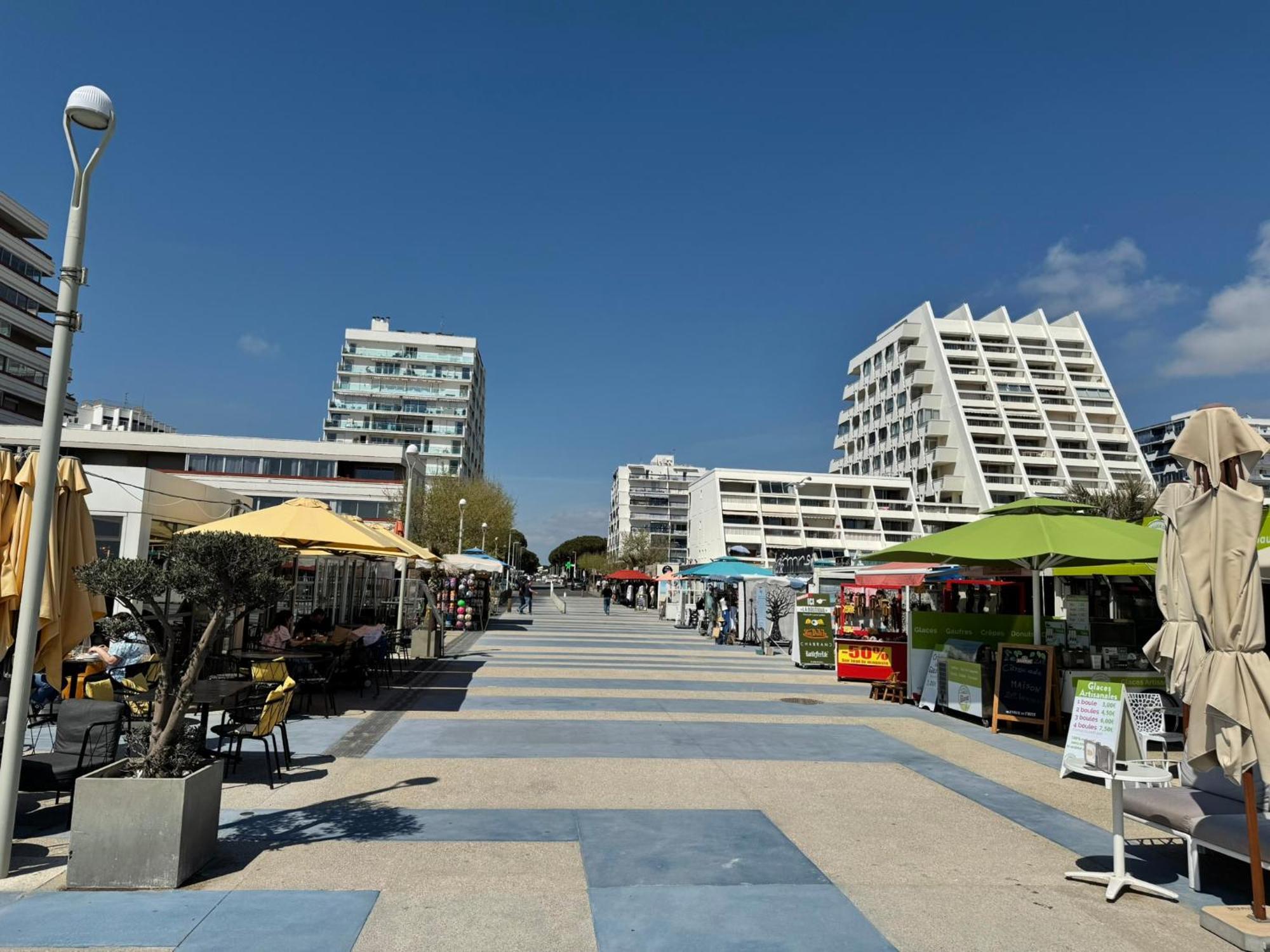 Appart Grande Motte Quartier Couchant - Parking - Balcon- Piscine - Plage 300M 拉格朗德默特 外观 照片